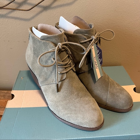 TomsHyde Wedge Bootie Size 8 - Picture 2 of 10